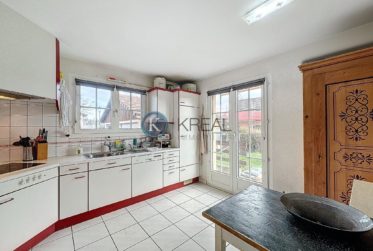 Charmante maison jumelée : 5.5 pièces, quartier résidentiel calme, à visiter !