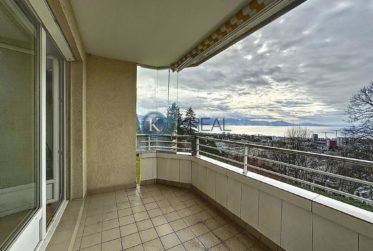 Coup de cœur assuré - Appartement 4.5 pièces avec charme et potentiel exceptionnel