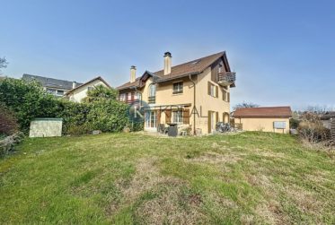 Charmante maison jumelée : 5.5 pièces, quartier résidentiel calme, à visiter !