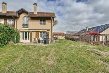 Charmante maison jumelée : 5.5 pièces, quartier résidentiel calme, à visiter !