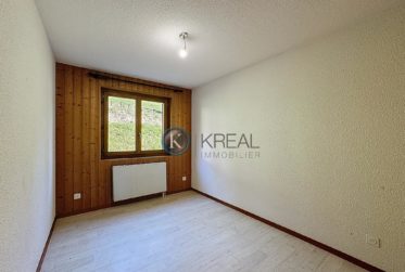 Charmant appartement de 3.5 pièces dans un cadre naturel exceptionnel !