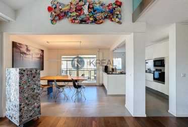 Magnifique duplex 5.5 pièces rénové avec goût : espace et lumière au rendez-vous !