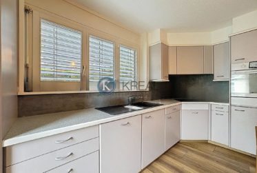 Cadre idéal à Villeneuve – Superbe villa de 6.5 Pièces avec vue sur le lac