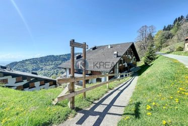 Charmant appartement de 2.5 pièces dans un cadre naturel exceptionnel !