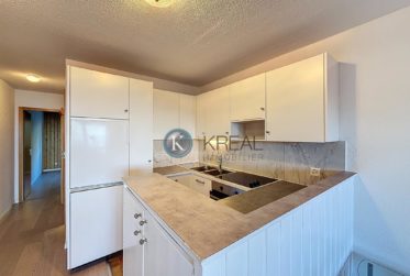 Charmant appartement de 2.5 pièces dans un cadre naturel exceptionnel !