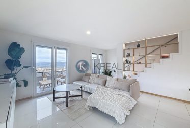 Superbe villa mitoyenne, prestations de qualité et emplacement privilégié