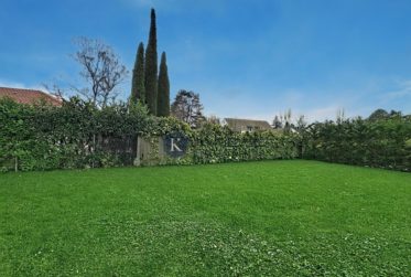 Appartement de 4.5 pièces avec terrasse et jardin