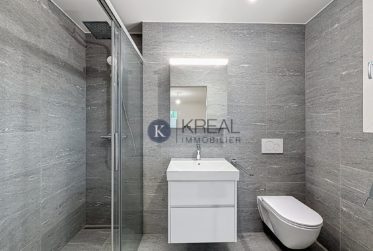 Vivre le confort du neuf – Appartement 4.5 pièces avec balcon et suite parentale