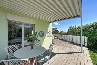YENS - Superbe maison jumelée de 5.5 pièces avec jardin et terrasses