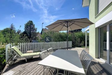 YENS - Superbe maison jumelée de 5.5 pièces avec jardin et terrasses