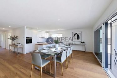 Cadre de vie privilégié : 4,5 pièces moderne avec balcon et vue exceptionnelle sur le lac