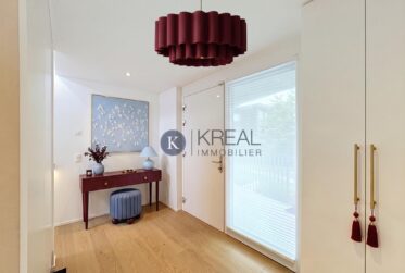 Maison contemporaine avec rooftop, alliant confort, élégance et modernité au cœur de Nyon